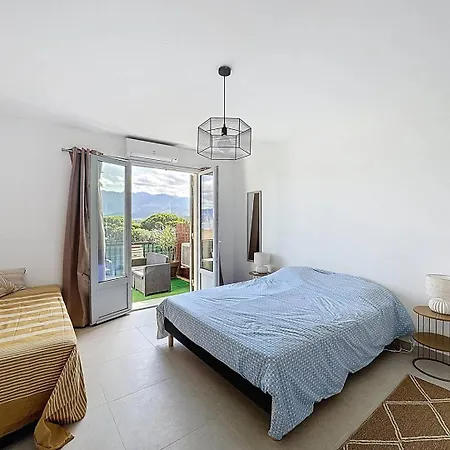 à Pied : Terrasse Vue Mer, 2 Chambres, Parking Privé * Calvi (Corsica)